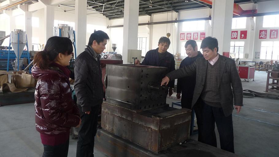 开云集团官网_开云集团(中国)公司以“创建学习型党组织”为抓手,推动“企业科技创新”.jpg 开云集团官网_开云集团(中国)公司以“创建学习型党组织”为抓手,推动“企业科技创新”.jpg